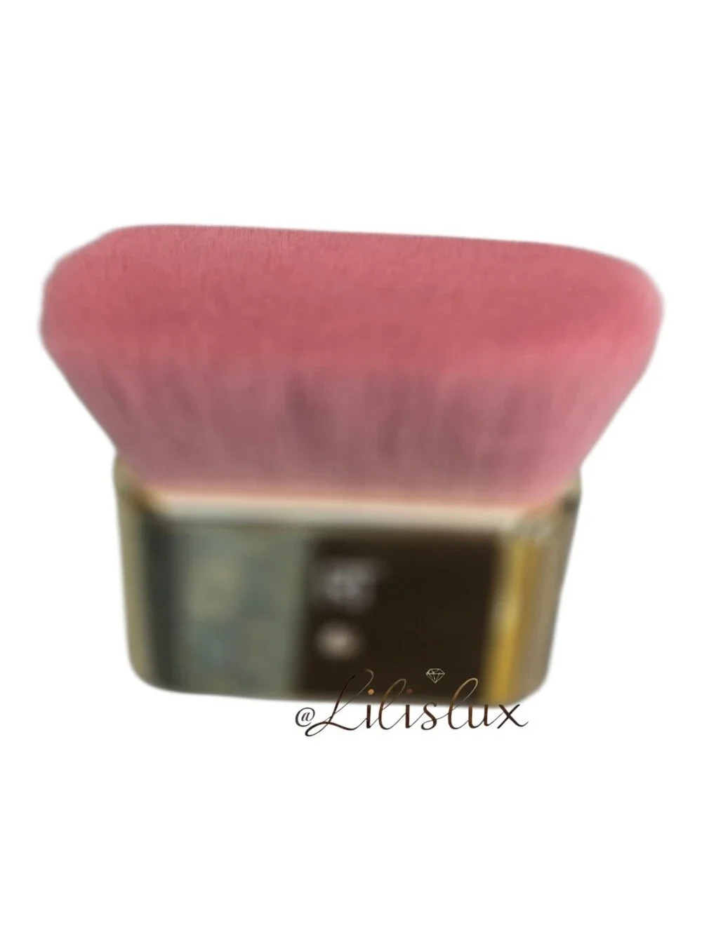 Real Techniques The Soft Glam  New! Pink Limited Edition 032 Curved Kabuki Brush
